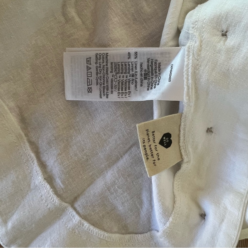 Women's White V-Neck Button-Side Tank Top - Picture 9 of 9